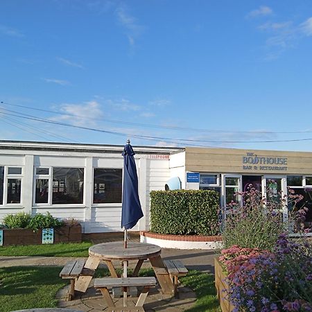 Lyntons 3 Bedroom Caravan Pets Stay Free Linen Included Heacham Zewnętrze zdjęcie