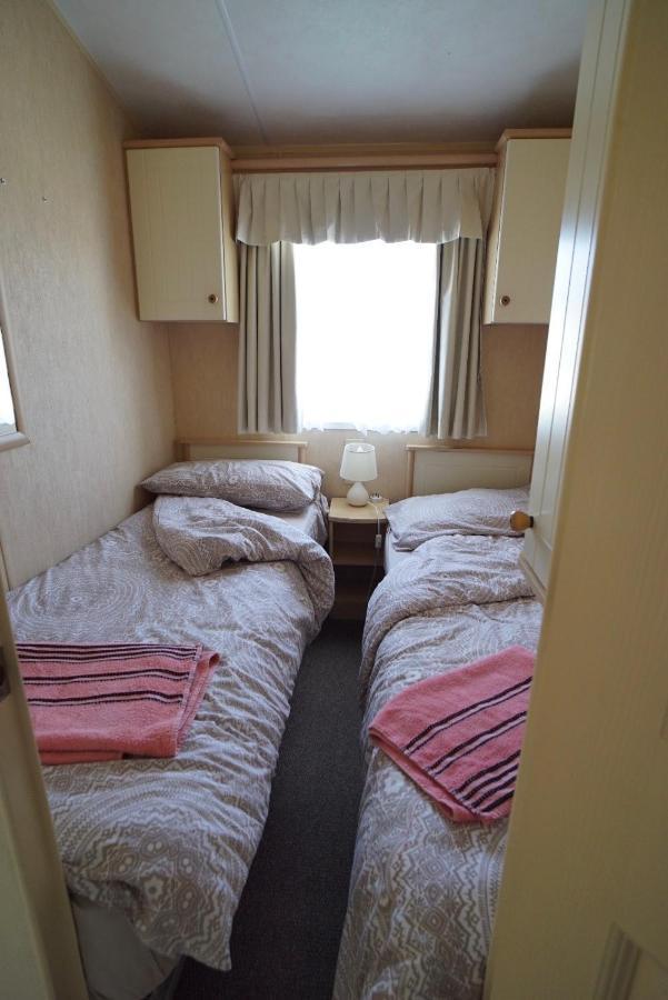 Lyntons 3 Bedroom Caravan Pets Stay Free Linen Included Heacham Zewnętrze zdjęcie