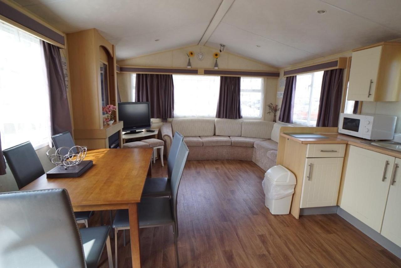 Lyntons 3 Bedroom Caravan Pets Stay Free Linen Included Heacham Zewnętrze zdjęcie