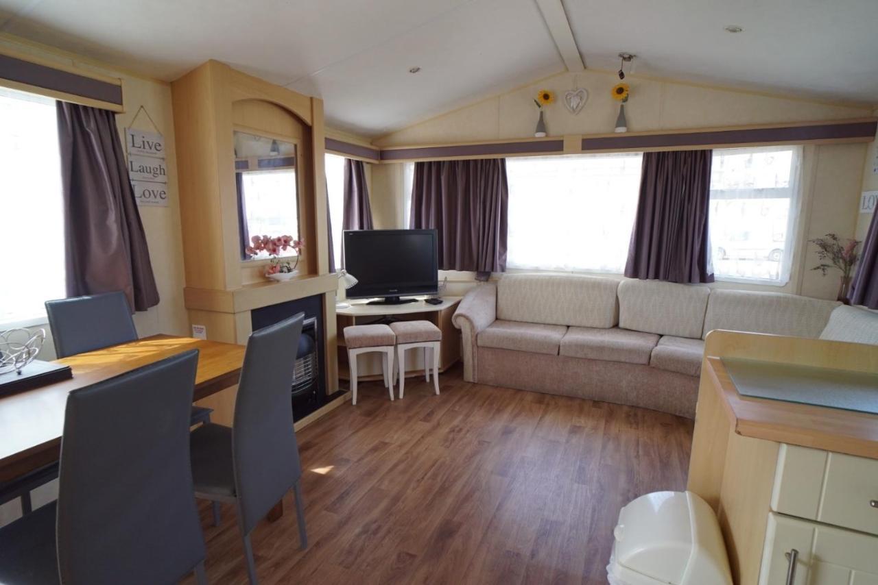 Lyntons 3 Bedroom Caravan Pets Stay Free Linen Included Heacham Zewnętrze zdjęcie