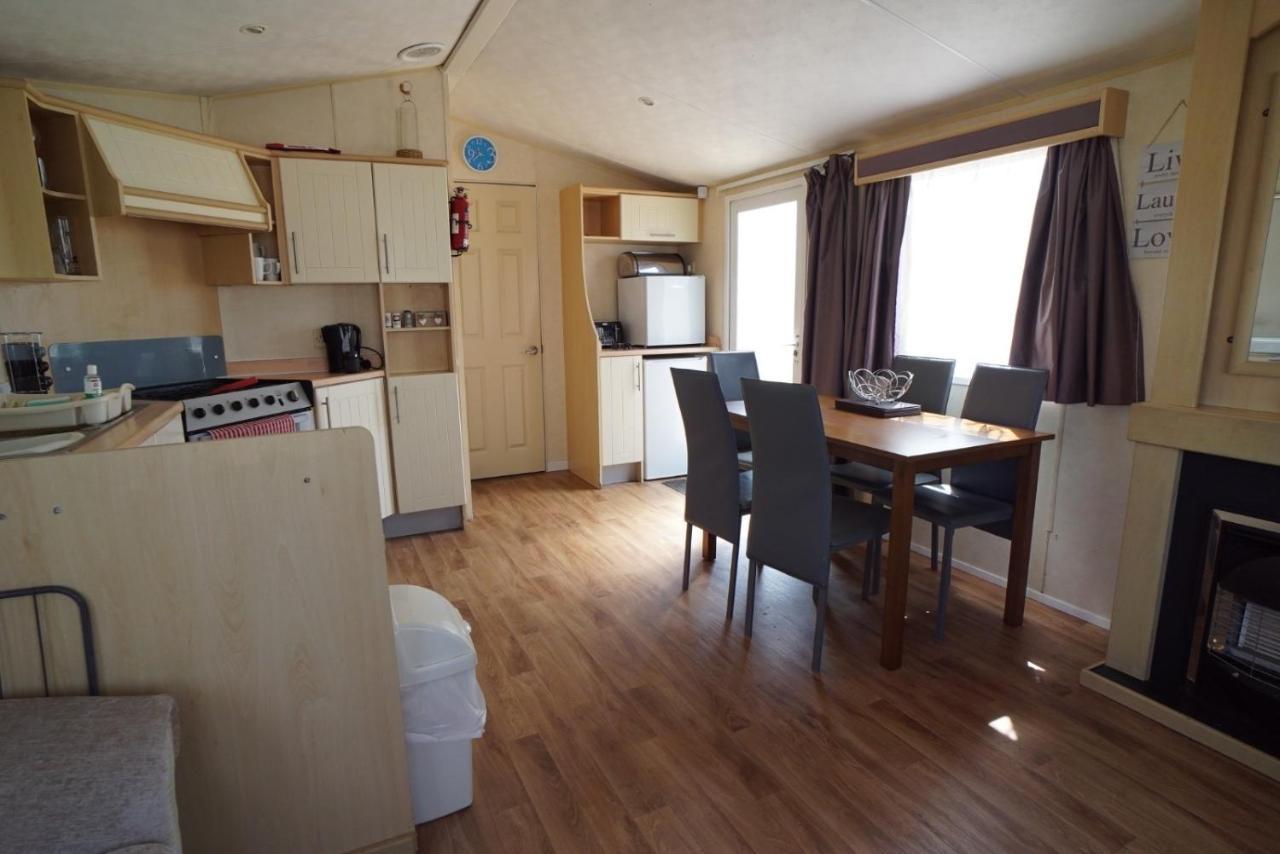 Lyntons 3 Bedroom Caravan Pets Stay Free Linen Included Heacham Zewnętrze zdjęcie
